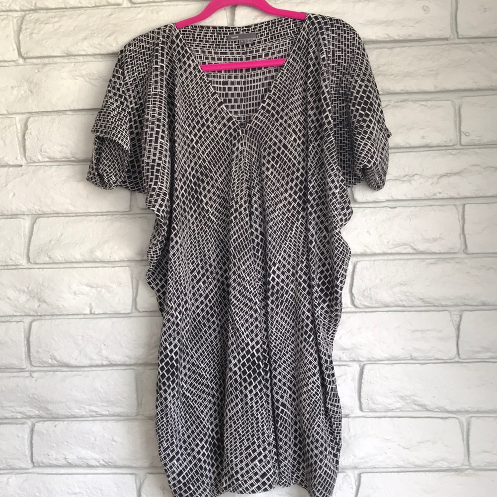 Black and white silk kaftan tunic dress by vince